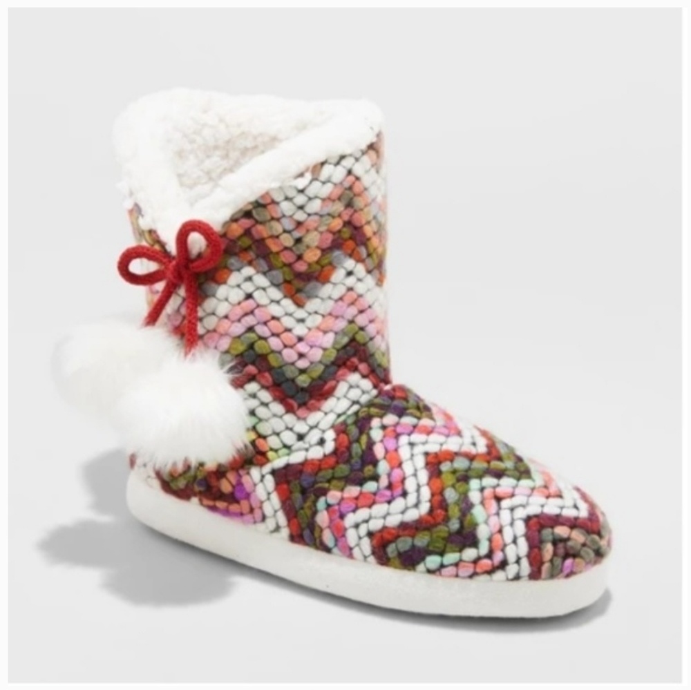 GIRLS BOOTIE SLIPPERS CAT & JACK SIZE L 4/5 - Picture 1 of 7